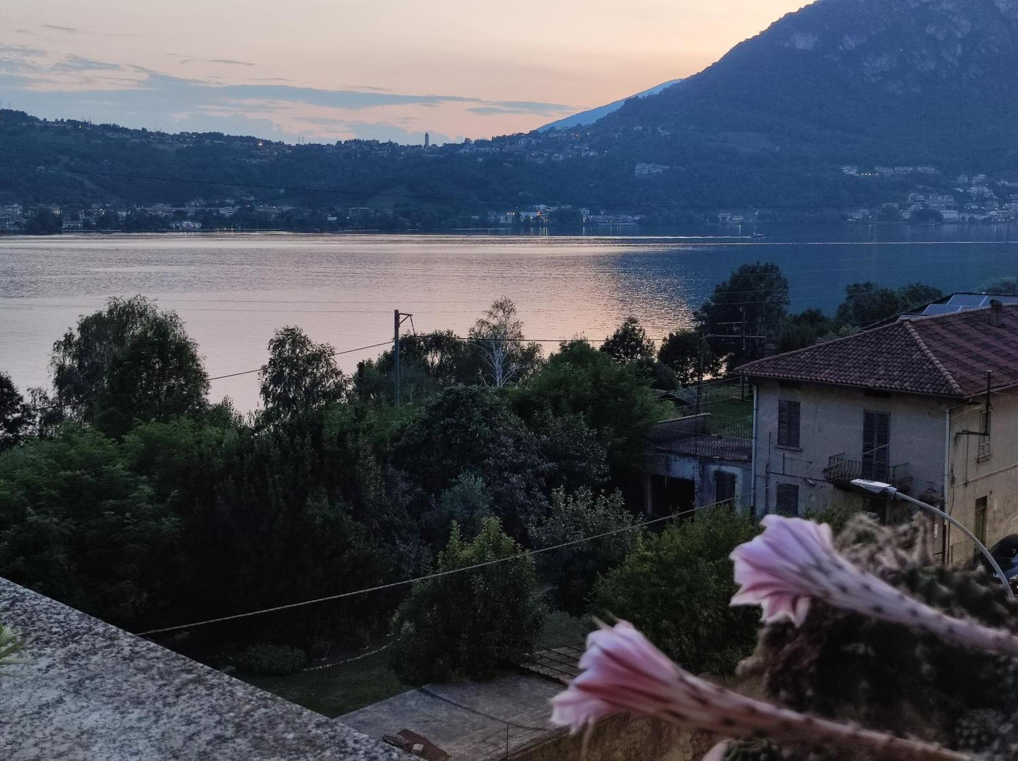 Terrazzo Sul Lago ليكو المظهر الخارجي الصورة